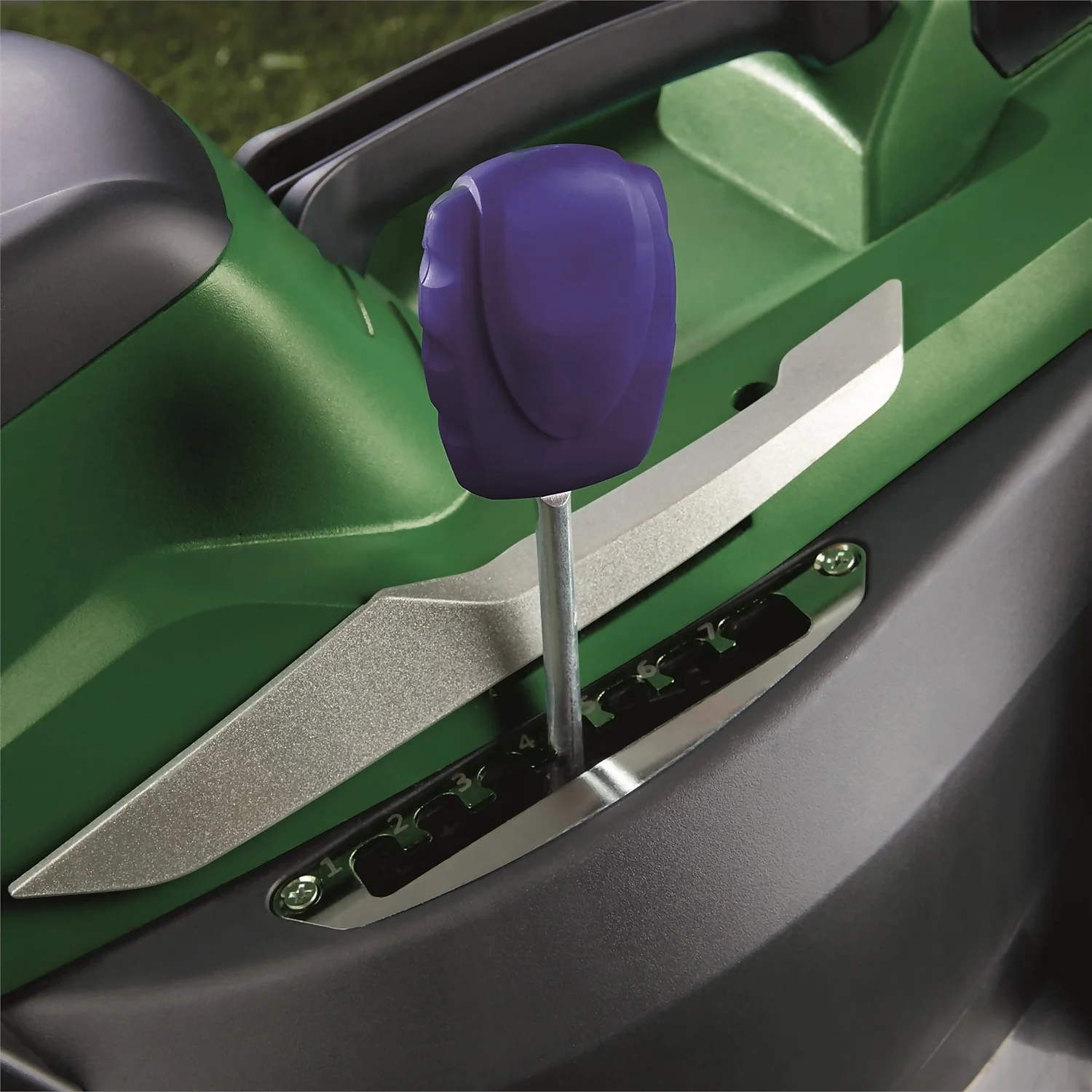 Powerbase 40V Cordless Lawn Mower - 40cm - Image 4